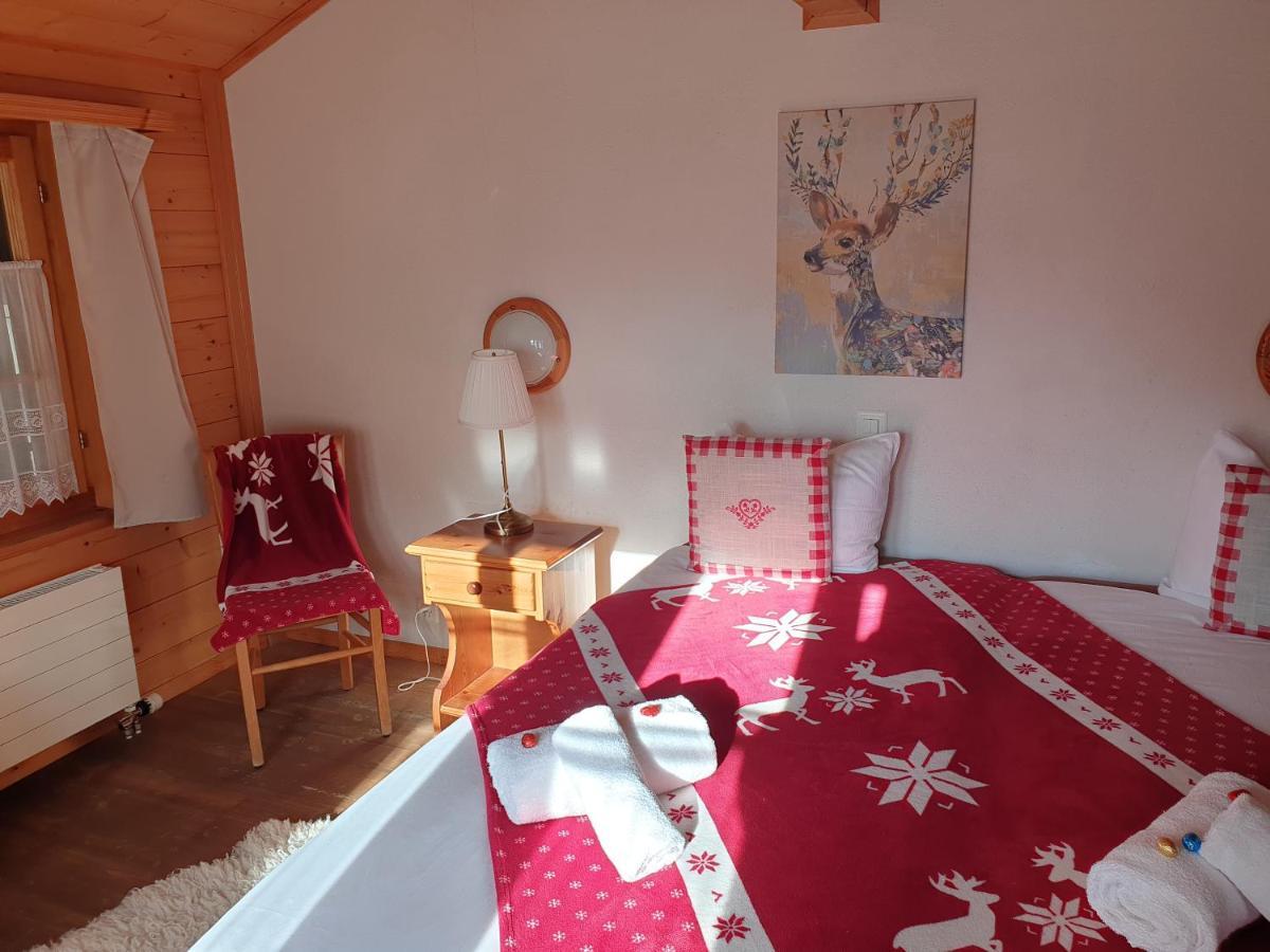 Auberge De L'Ours Vers L'Eglise Extérieur photo