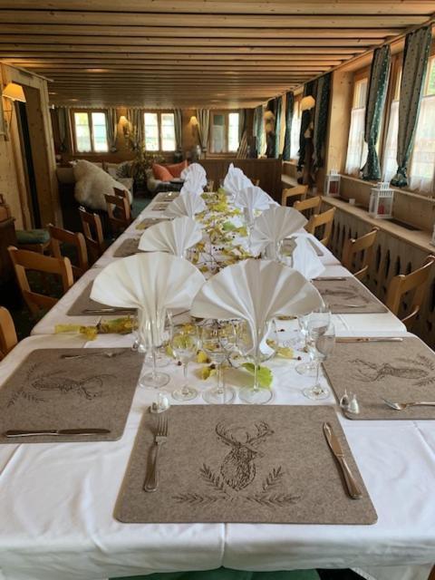 Auberge De L'Ours Vers L'Eglise Extérieur photo