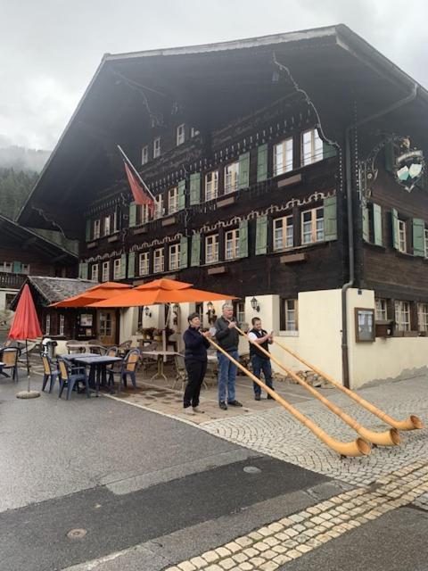 Auberge De L'Ours Vers L'Eglise Extérieur photo